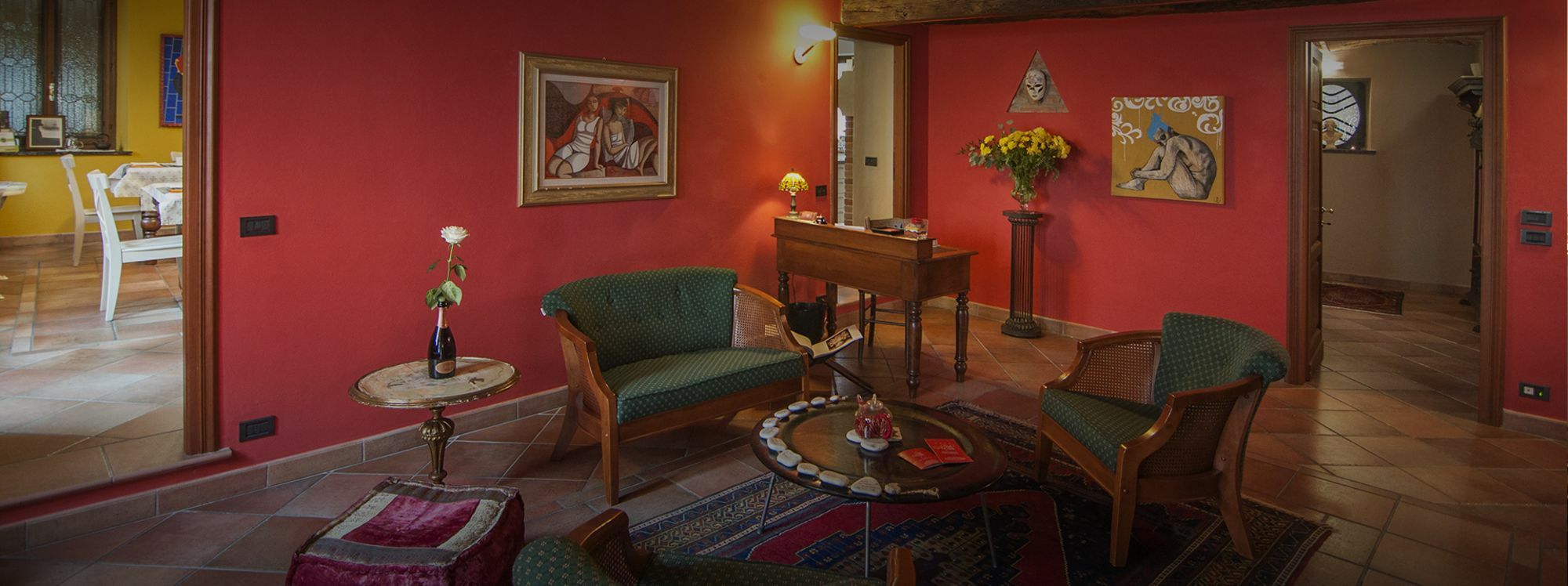 Casa Asso Di Coppe B&B 알바 외부 사진